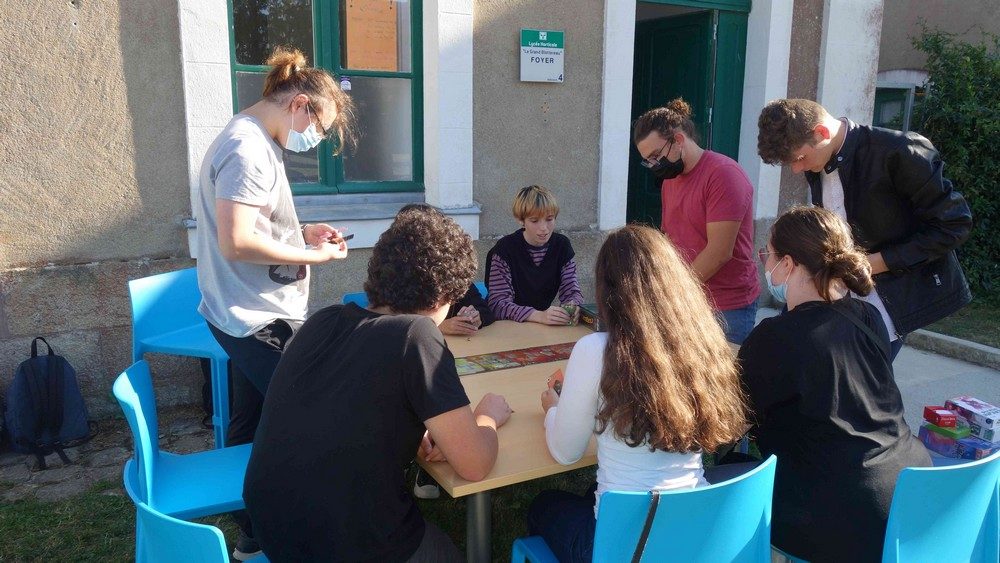 2 l'atelier jeux du Grand Blott' ouvre ses boites